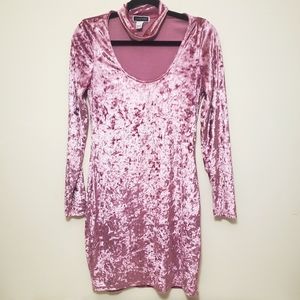 Pink long-sleeved velour dress